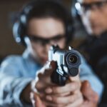 mơ thấy bắn súng