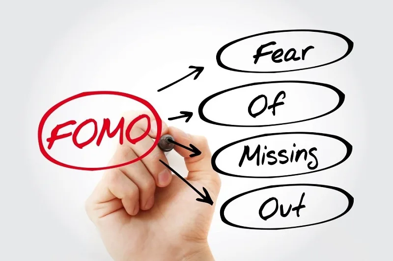 hoi-chung-fomo-la-gi